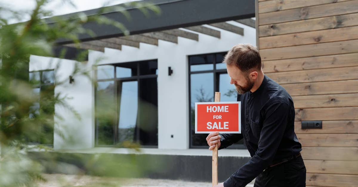 What is a Broker Website: Essential Tool for Real Estate Success